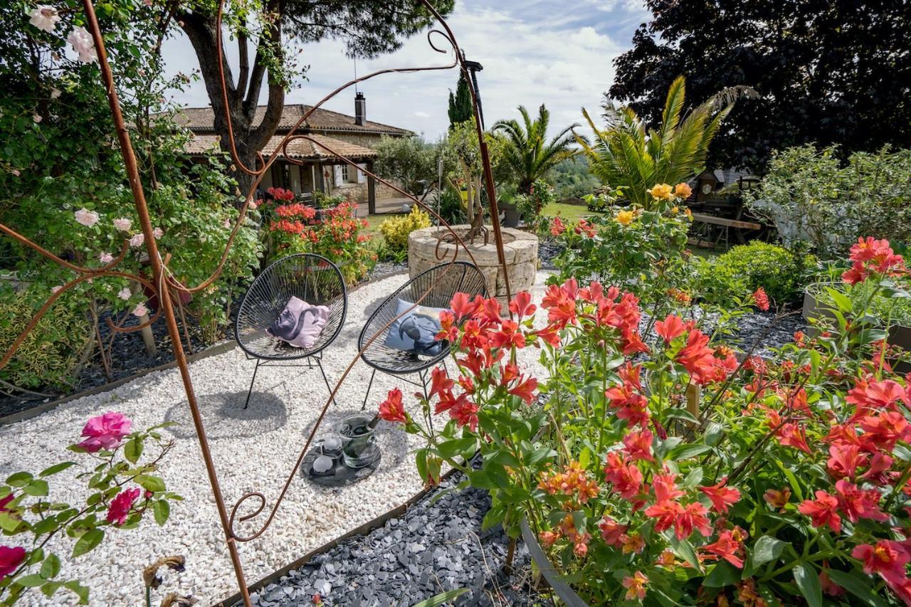 Le Bassin Du Tertre Bed & Breakfast Fronsac  Exterior photo